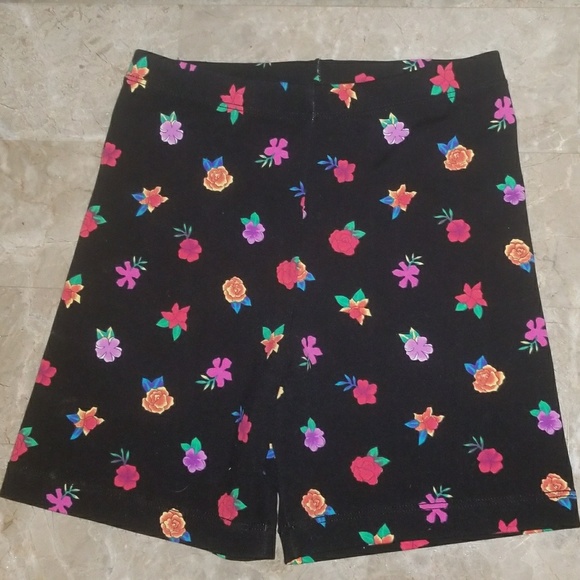 Danskin Floral Spandex Shorts - Picture 2 of 4